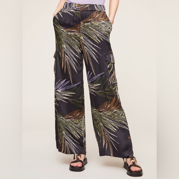 T Tahari Pants - T TAHARI Printed Wide Leg Cargo Pants In Fan Print Tropical Hawaii Sz XS